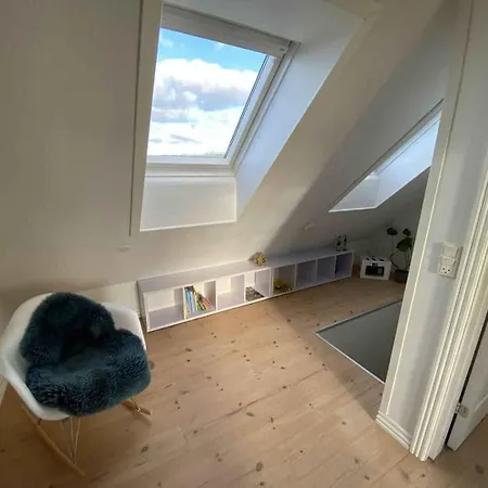 Elegant House Location *